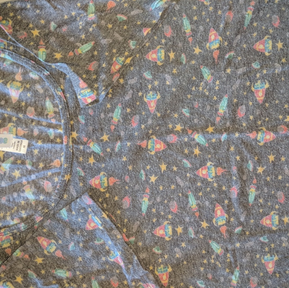 Lularoe Rocket Print Classic Tee